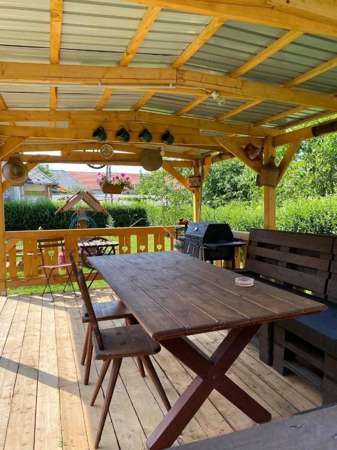 Zimmer Feri Vendeghaz Hotel Abaújszántó Екстериор снимка