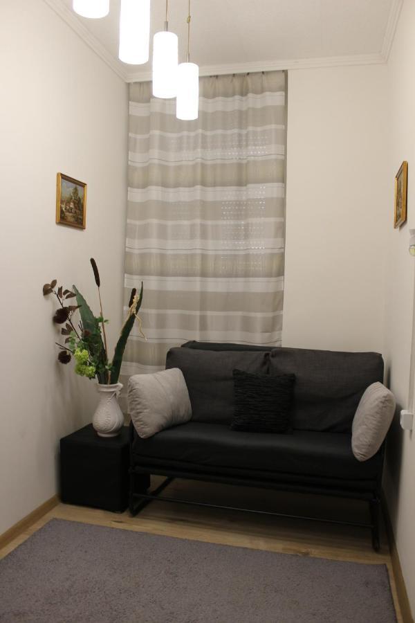 Zimmer Feri Vendeghaz Hotel Abaújszántó Екстериор снимка